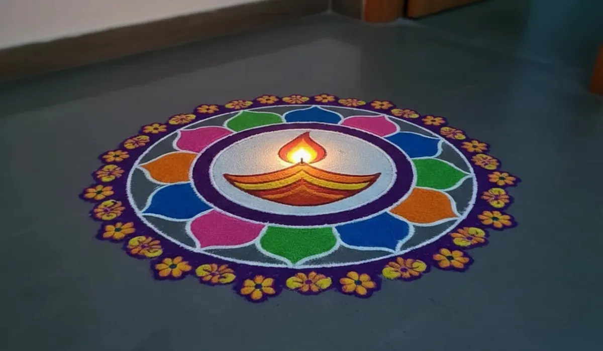 5. Deepak Design Rangoli