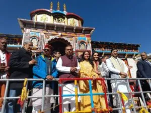 Mukesh Ambani Kedarnath and Badrinath Visit