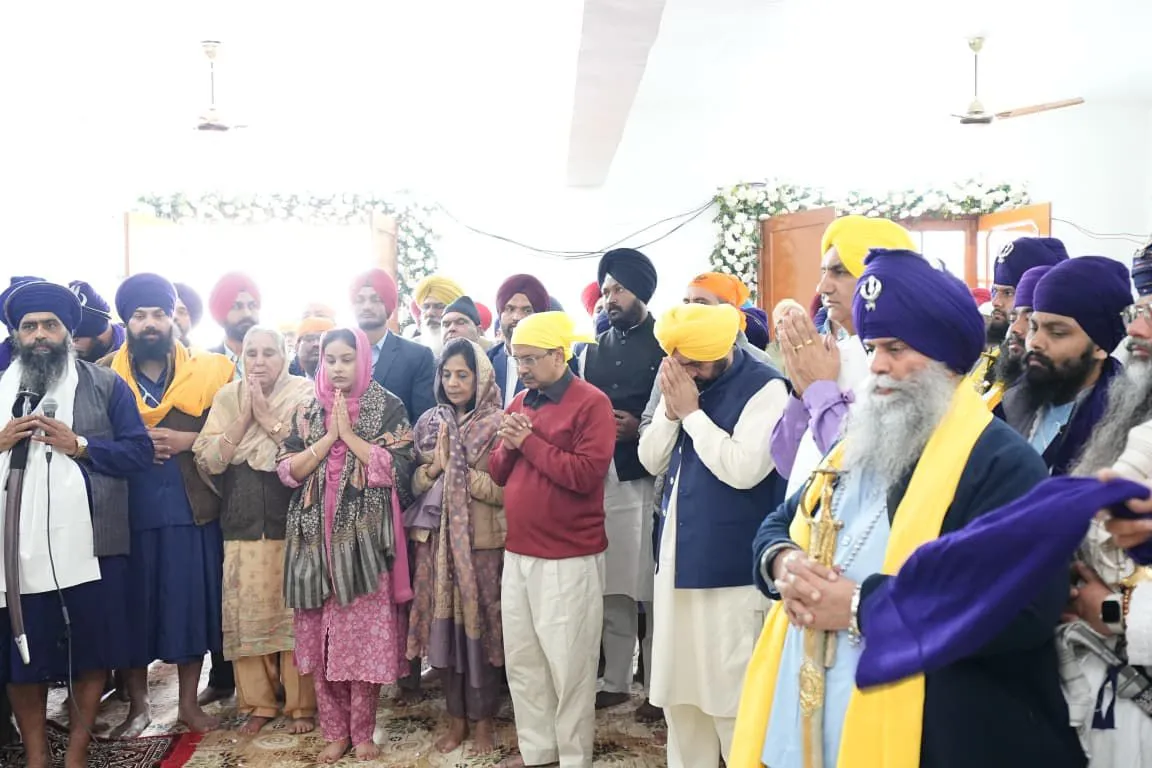 CM Bhagwant Mann & Arvind Kejriwal join sangat for 350th martyrdom anniversary of Guru Tegh Bahadur Ji