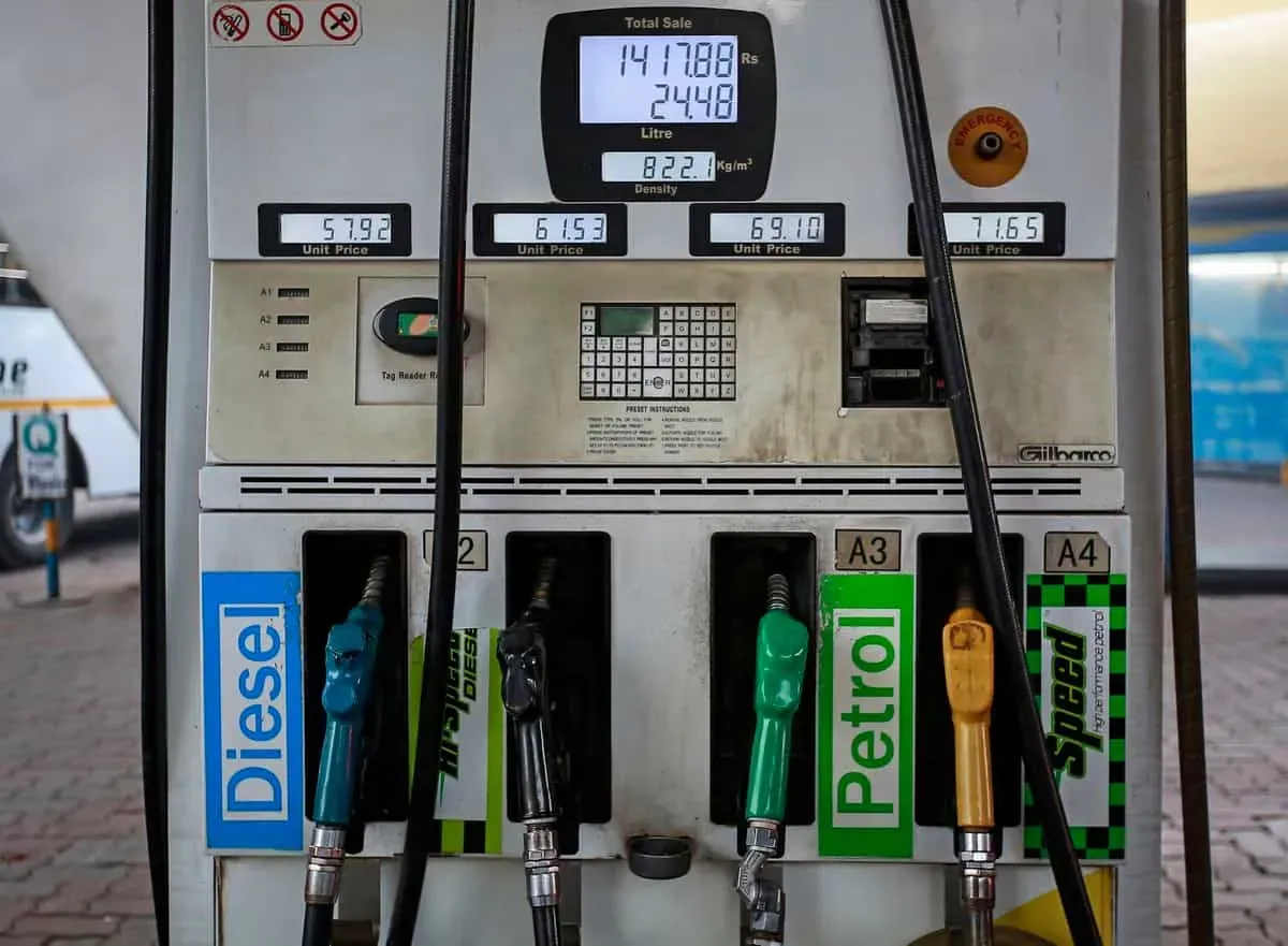 Petrol Diesel Prices Jan 12: See the latest rates of petrol and diesel