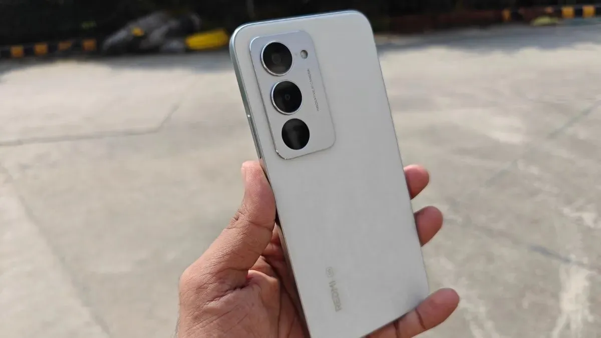 Redmi 15C 5G vs Redmi 15 5G: Colour options available