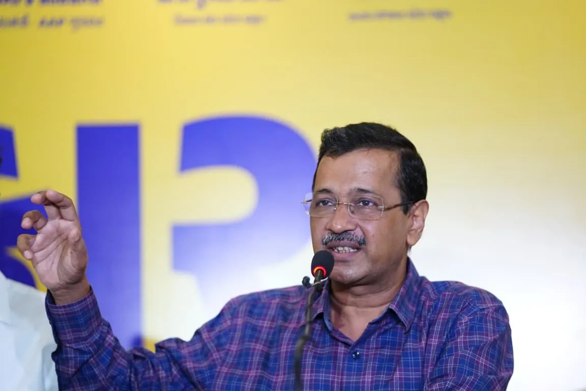 Arvind Kejriwal in Gujarat: Hardad Farmer Protests situation similar to British Rule