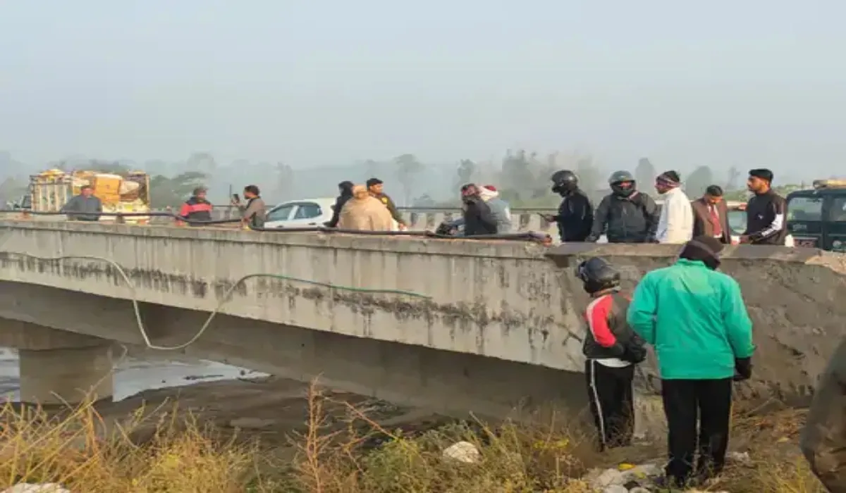 Hindon River Accident: Police was returning after investigating a case