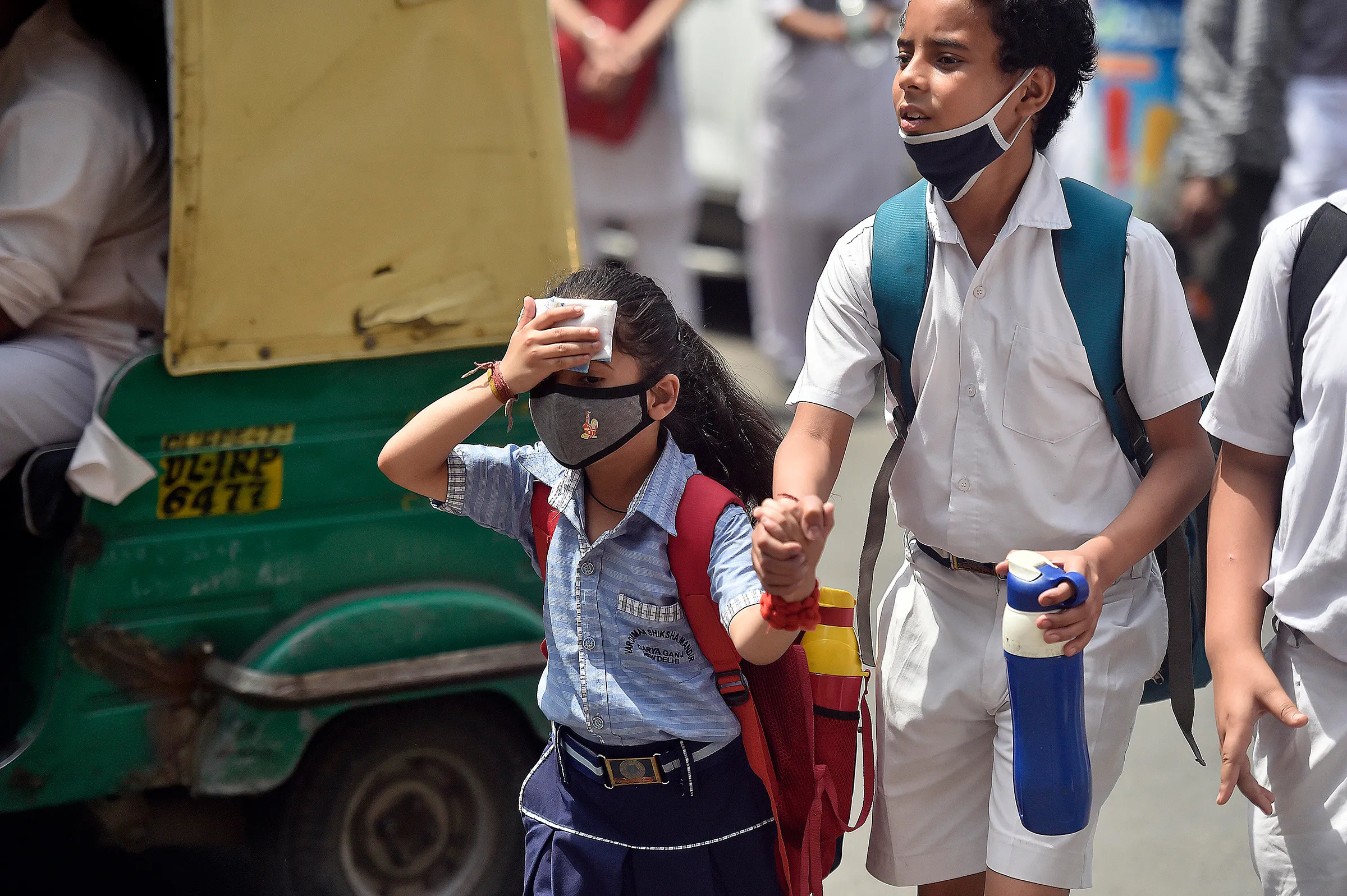 Delhi Work From Home Rule: Schools and Colleges to work in hybrid Mode