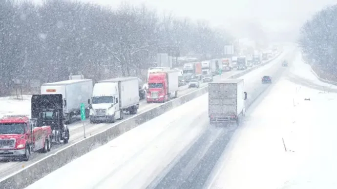 Winter storm disrupts travel in US: Flights disrupted and travel chaos ...
