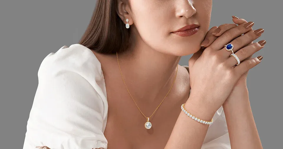 New Year Gifts for Girlfriend