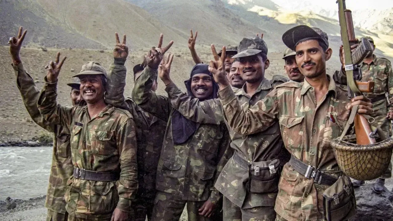 Vijay Diwas 2025 16 December Celebrated As Kargil Vijay Diwas Know Its vijay-diwas-2025-16-december-celebrated-as-kargil-vijay-diwas-know-its