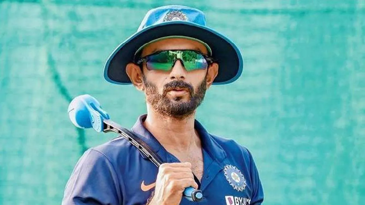 Vikram Rathour Coach