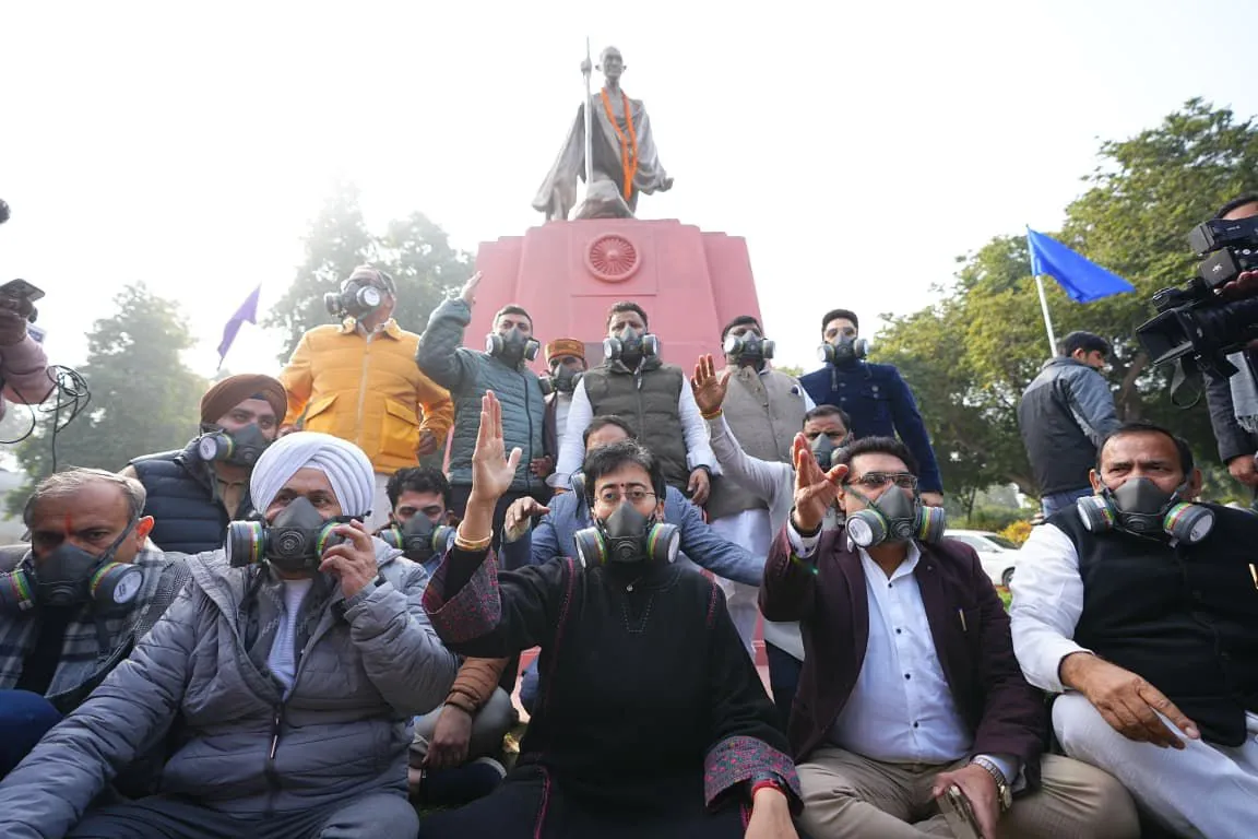 Delhi Pollution Crisis: AAP stages protest outside Delhi Assembly over pollution