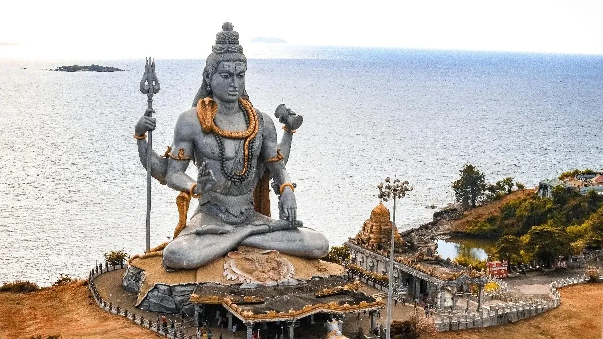 Maha Shivratri 2026 Celebrations: Shiva procession and devotional programs in full swing