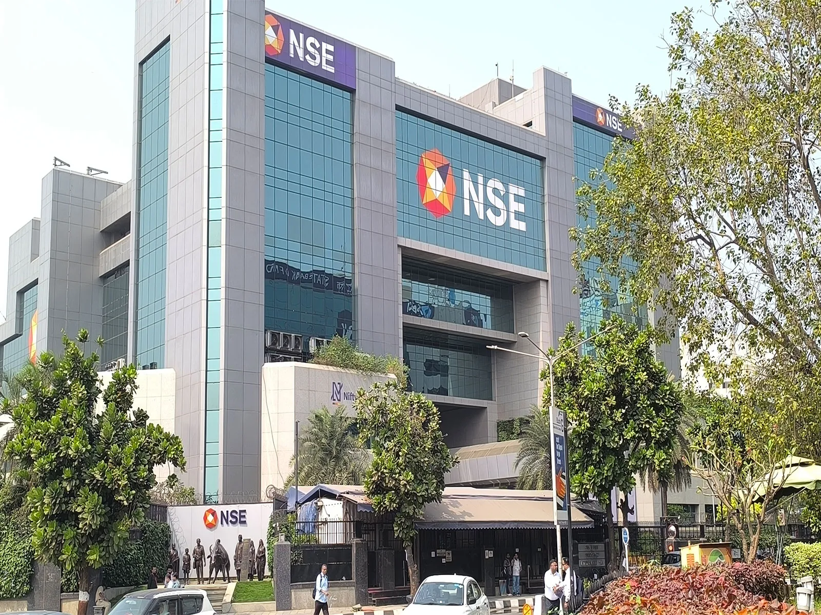 Stock Market Today 20 Feb: Sensex, Nifty Dip on Rising US-Iran Conflict Concerns