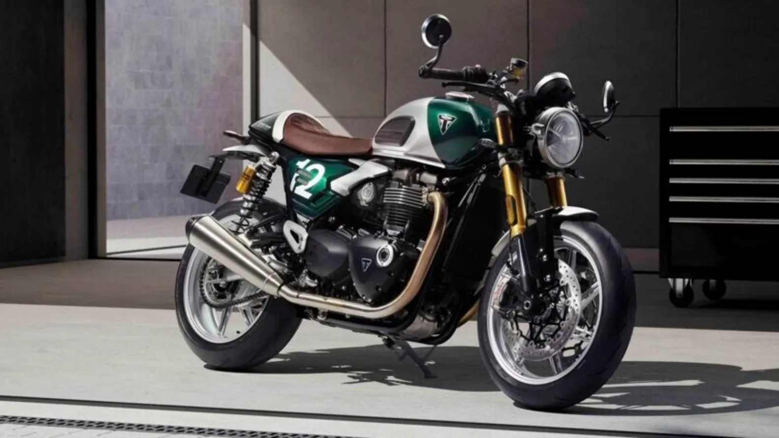 Triumph 350cc Bike Features