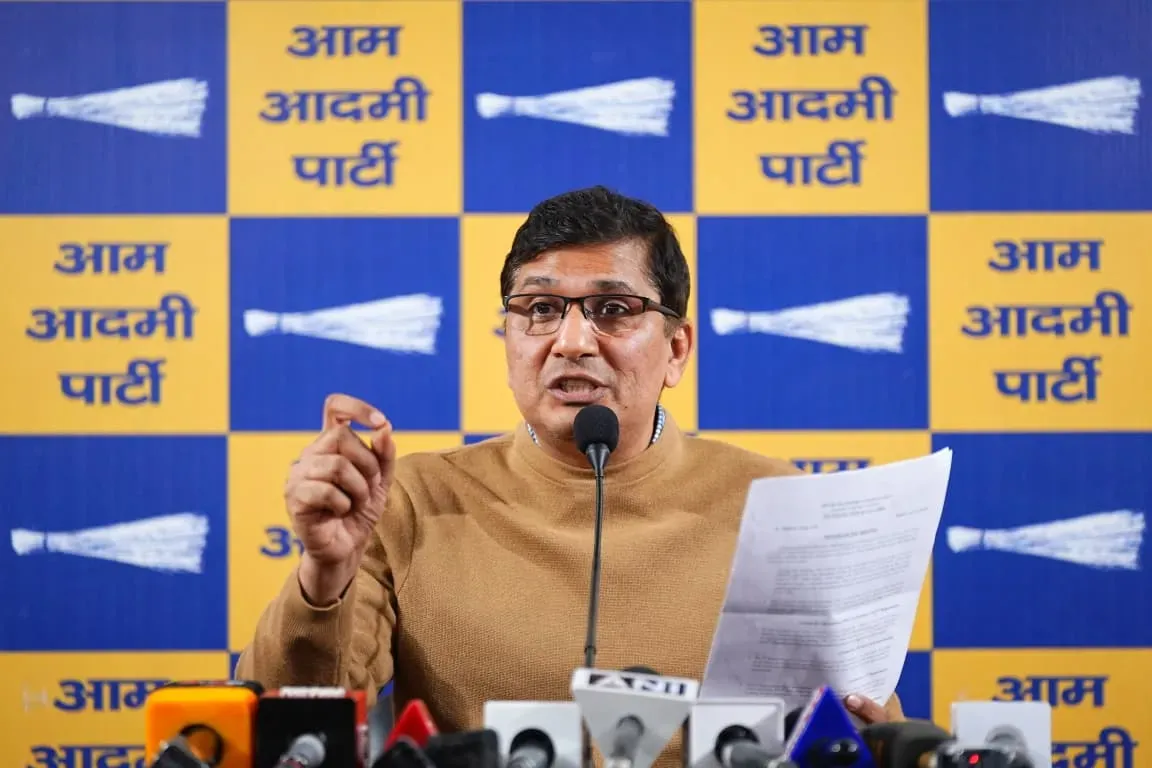 Delhi Janakpuri Accident