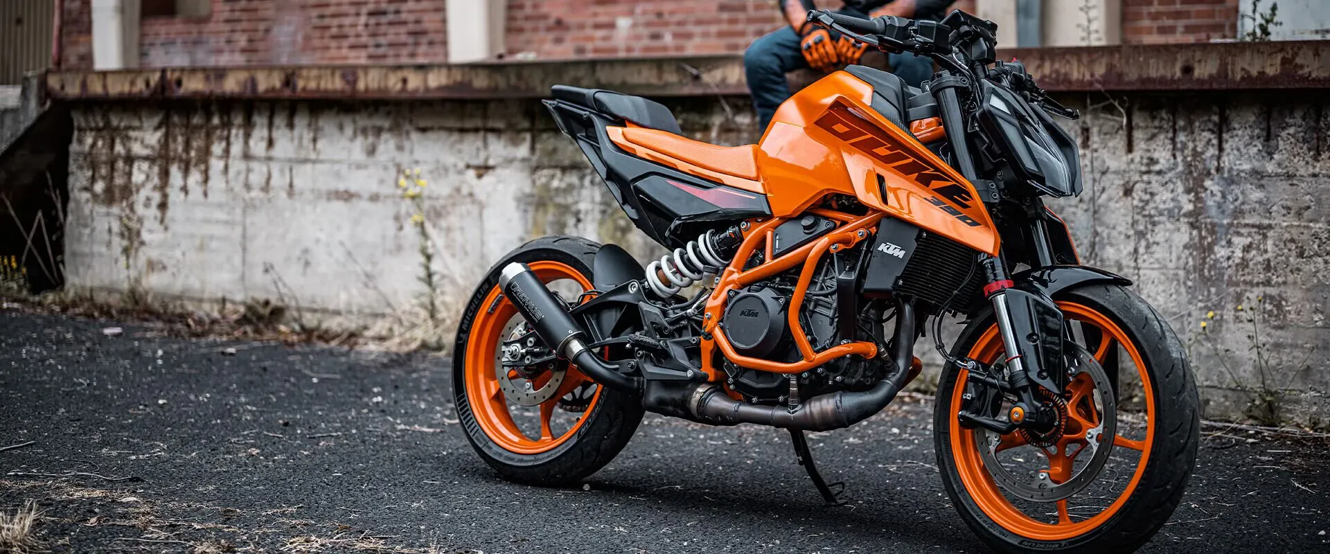 2026 KTM 250 200 Duke Comparison