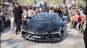Kanpur Car Crash