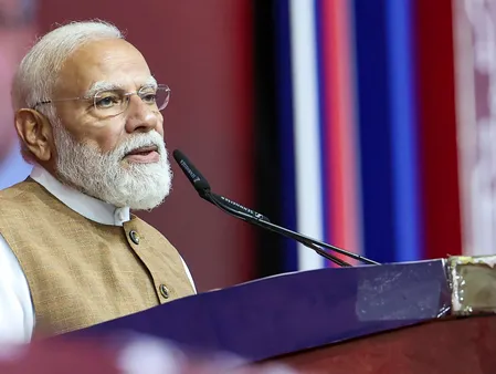 Gujarat: PM Modi launches over Rs 19,800 crore development projects in Vav‑ Tharad - english.punjabkesari.com