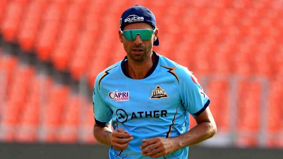 Harbhajan Singh On Nehra