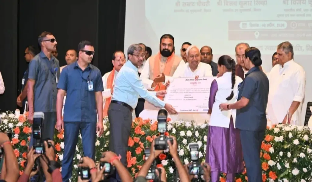 Nitish Kumar ANM recruitment: Initiative to provide better medical facilities