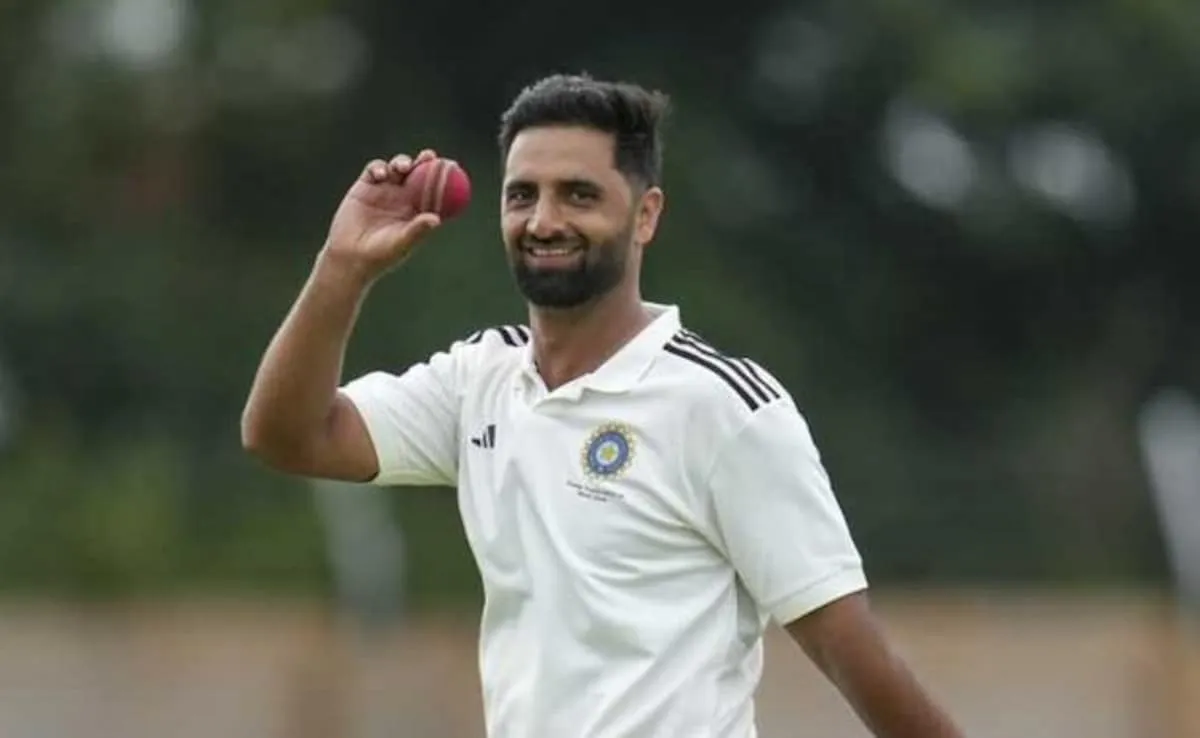 Auqib Nabi India Debut