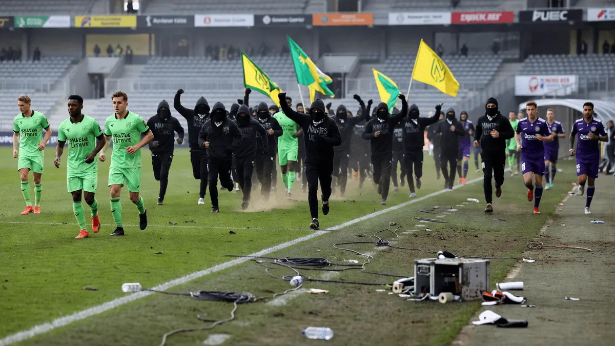 Nantes vs. Toulouse Ligue 1 Match Abandoned After Fan Pitch Invasion