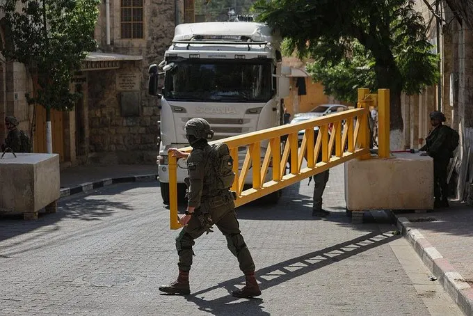West Bank: Israel Orders Full West Bank Lockdown After Hebro